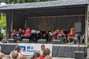 Mainz lebt auf seinen Plätzen Orchester Chor 6.jpg